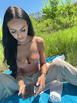 AmandaBby03 online show from April 26, 9:39 am