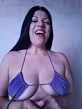 Paulitta- online show from February 8, 12:14 pm