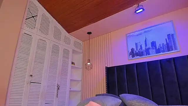 dyvis 22 online show from November 2, 7:30 pm