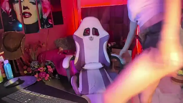 sweetyose online show from February 14, 10:21 pm