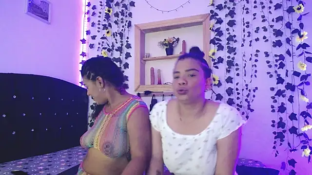 kaylie dakota online show from October 25, 1:05 am