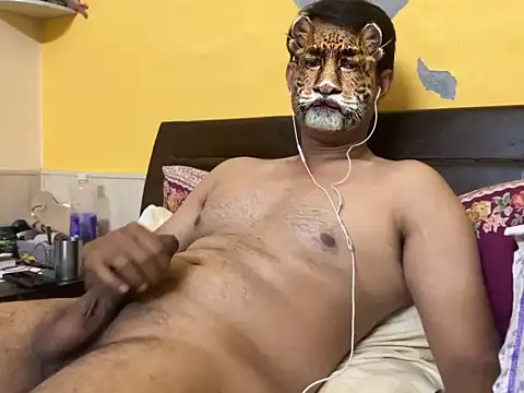 urbrownbunny online show from March 23, 5:57 pm