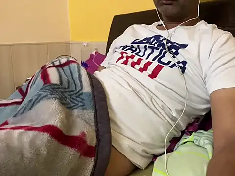 urbrownbunny online show from April 11, 5:49 pm
