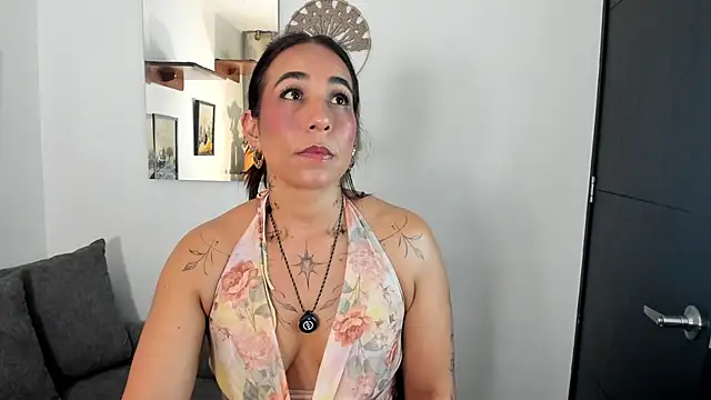 electra hunt online show from June 1, 11:26 pm