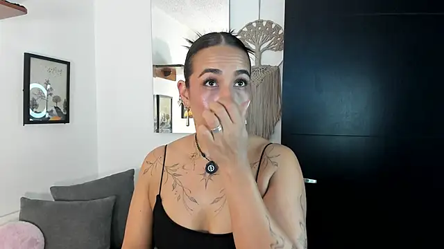 electra hunt online show from May 30, 11:10 pm