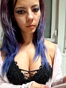 allinqueen online show from February 22, 9:16 pm