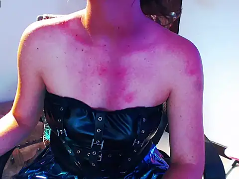 AliciaChelios online show from May 14, 11:13 pm