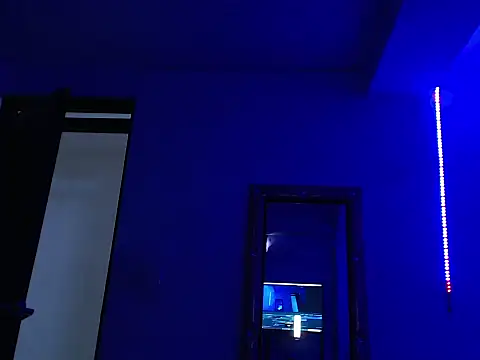 AliciaChelios online show from May 12, 3:40 pm
