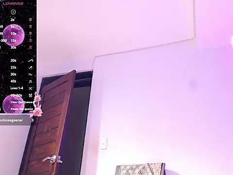 AliciaChelios online show from April 10, 12:50 am