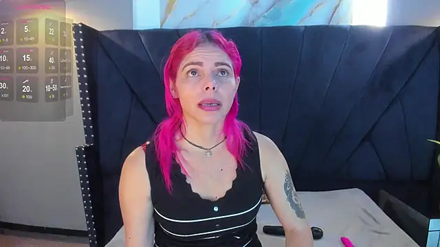 NIKI SANTANA online show from September 9, 3:49 am