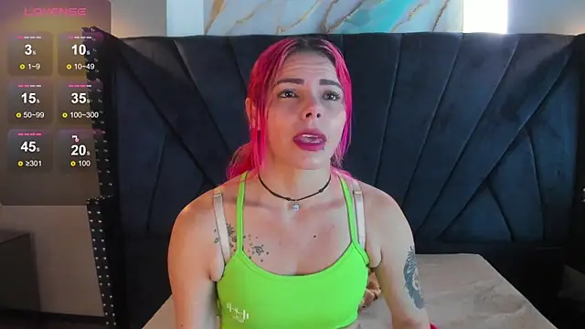 NIKI SANTANA online show from October 2, 3:43 am