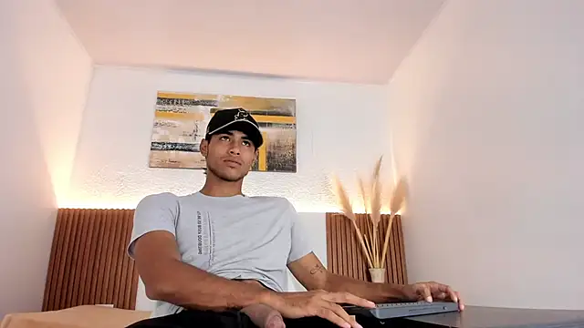 zander 2120 online show from March 24, 1:00 pm