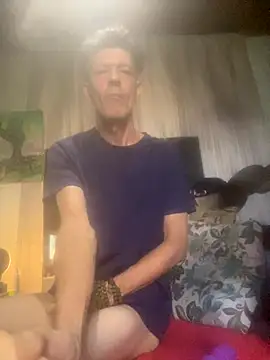 laye19 online show from November 9, 9:41 pm