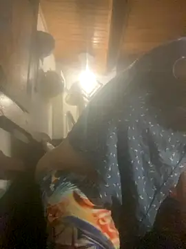 laye19 online show from October 22, 4:23 am