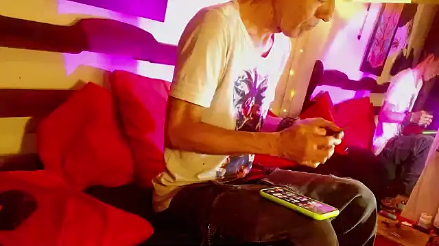 laye19 online show from March 10, 7:01 am