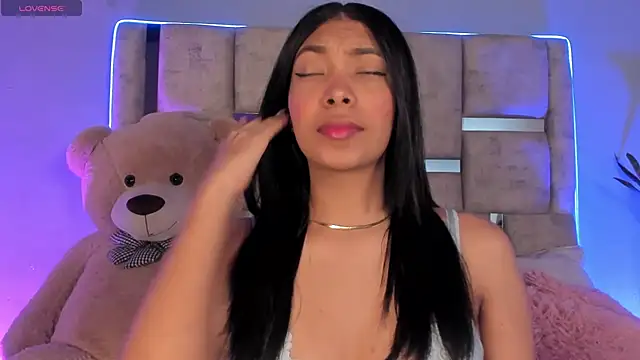 KarolRojas  online show from March 1, 3:10 am