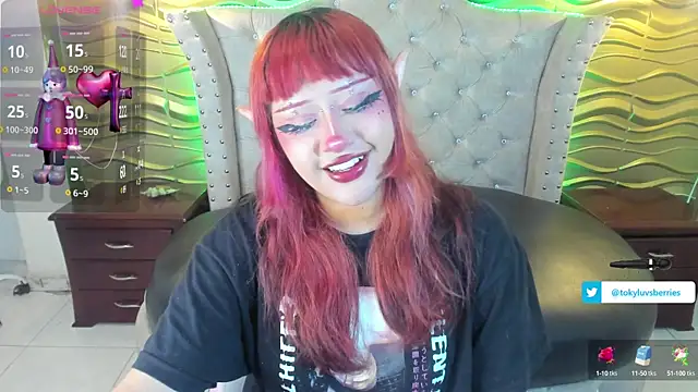 Snapshot of toky_doll chatting on March 5, 9:15 pm toky doll online show from March 5, 9:15 pm