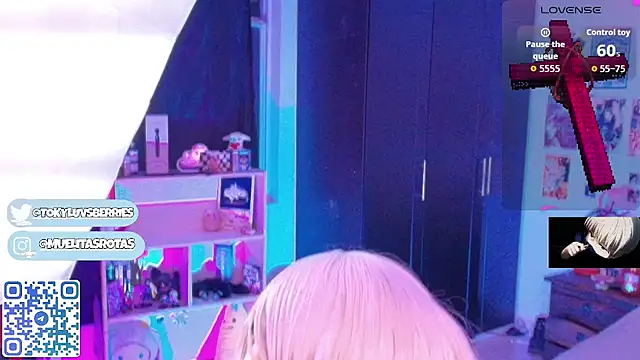 toky doll online show from May 13, 2:07 am