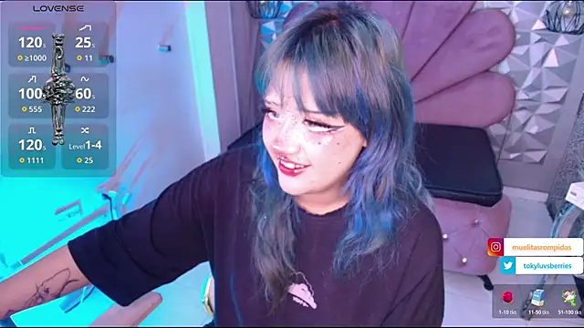 toky doll online show from November 12, 8:45 pm