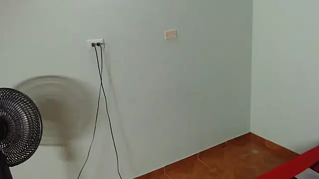 caroline steven05 online show from September 20, 5:12 am