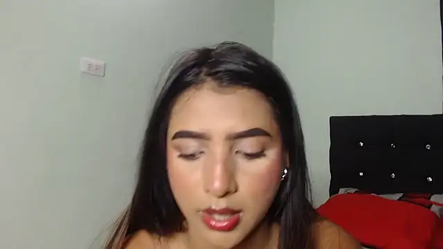 caroline steven05 online show from November 2, 5:12 am