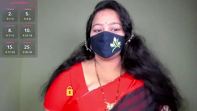 Snapshot of neelu-hoty chatting on July 1, 12:38 pm neelu-hoty online show from July 1, 12:38 pm