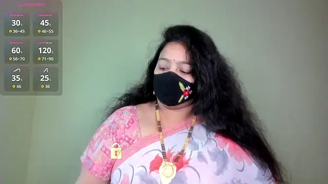 Snapshot of neelu-hoty chatting on June 21, 8:09 am neelu-hoty online show from June 21, 8:09 am