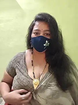 neelu-hoty online show from April 15, 12:21 pm