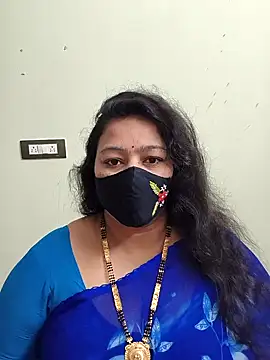 neelu-hoty online show from March 3, 8:21 am