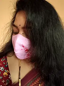 Snapshot of neelu-hoty chatting on February 8, 3:52 am neelu-hoty online show from February 8, 3:52 am