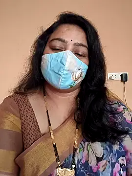 Snapshot of neelu-hoty chatting on February 5, 3:45 am neelu-hoty online show from February 5, 3:45 am