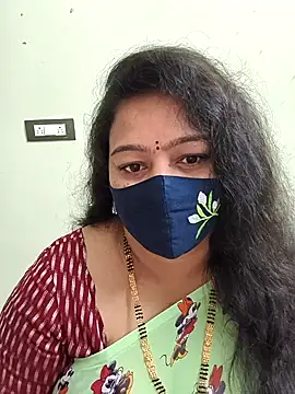 neelu-hoty online show from February 19, 1:19 pm