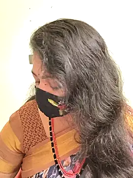 Snapshot of neelu-hoty chatting on October 16, 12:13 pm neelu-hoty online show from October 16, 12:13 pm