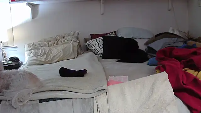 Hand69someguy online show from December 2, 2:45 am