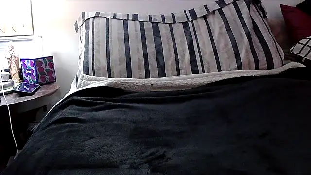 Hand69someguy online show from April 20, 1:30 am