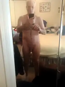 Hand69someguy online show from November 13, 10:24 pm