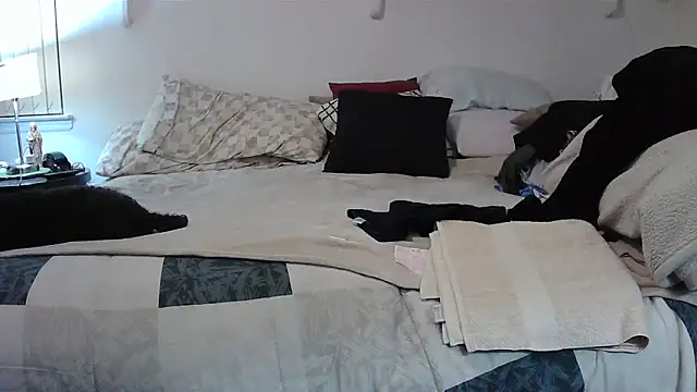 Hand69someguy online show from November 2, 2:49 am