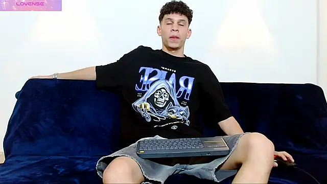 Snapshot of jeff_ross chatting on September 14, 11:32 am jeff ross online show from September 14, 11:32 am