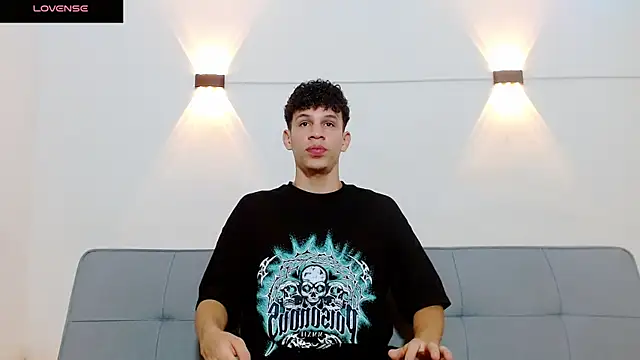 Snapshot of jeff_ross chatting on October 22, 12:37 pm jeff ross online show from October 22, 12:37 pm