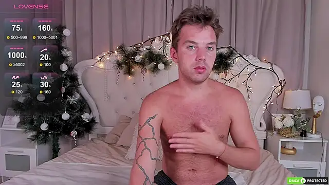 ArthurWhitee online show from December 15, 3:12 am