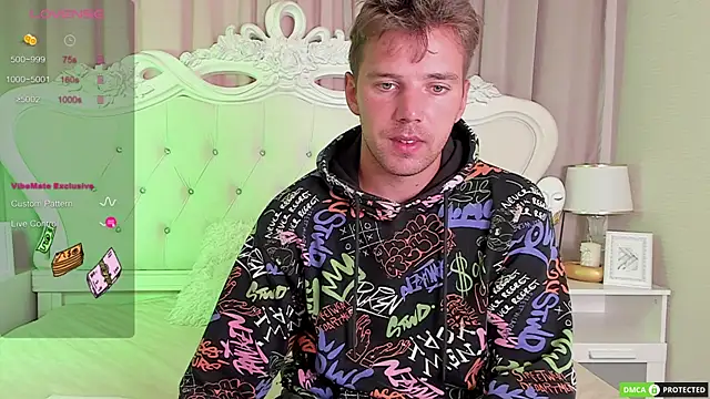 Snapshot of ArthurWhitee chatting on December 1, 8:37 am ArthurWhitee online show from December 1, 8:37 am