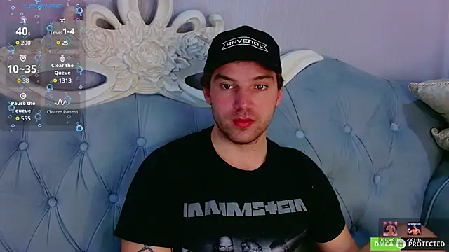 ArthurWhitee online show from March 22, 9:00 am