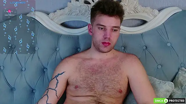 ArthurWhitee online show from March 27, 8:37 am