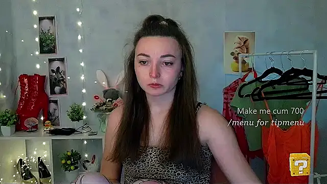  Barbie Kiss  online show from April 15, 1:26 pm