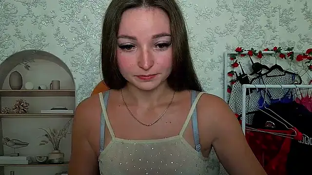  Barbie Kiss  online show from September 20, 9:58 am