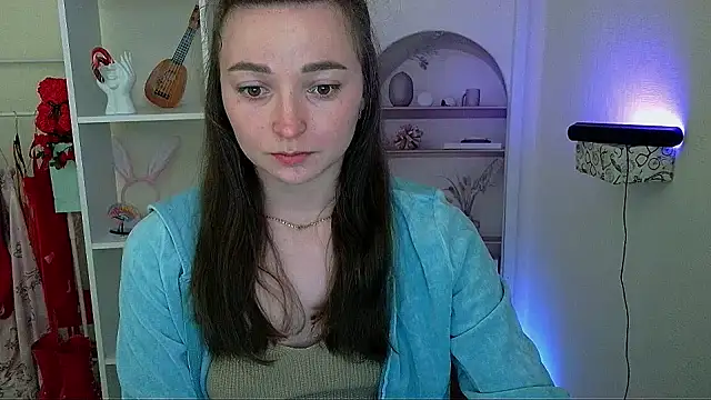  Barbie Kiss  online show from May 27, 5:09 pm