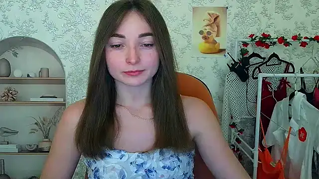  Barbie Kiss  online show from November 6, 4:22 pm