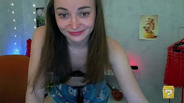  Barbie Kiss  online show from April 29, 1:37 pm