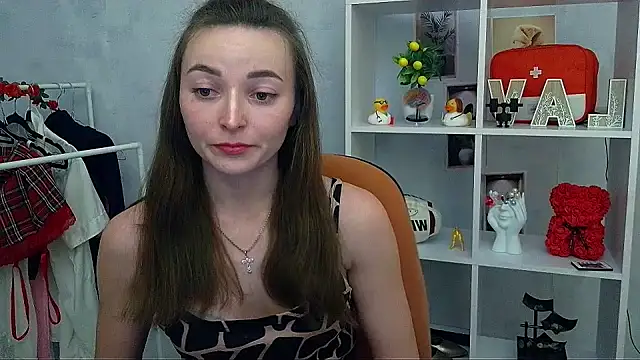  Barbie Kiss  online show from February 5, 2:57 pm