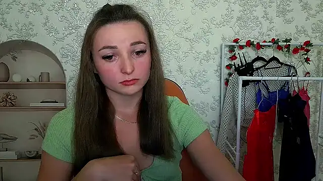  Barbie Kiss  online show from October 2, 2:20 pm